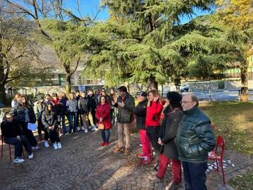 San Giorgio, inaugurata la panchina rossa contro la violenza sulle donne