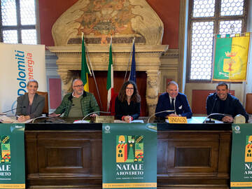 Il 24 novembre parte “Natale a Rovereto 2023” - Luce, fascino e tradizione  