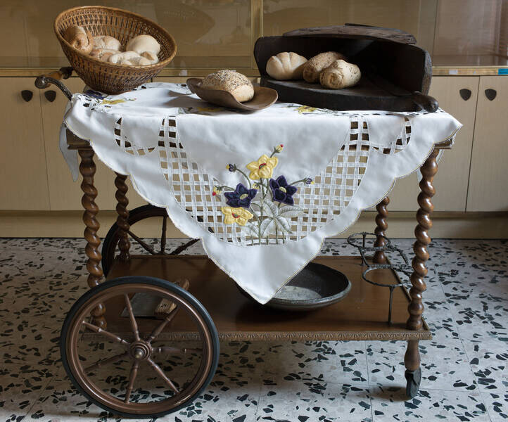 Rivendita pane Coller